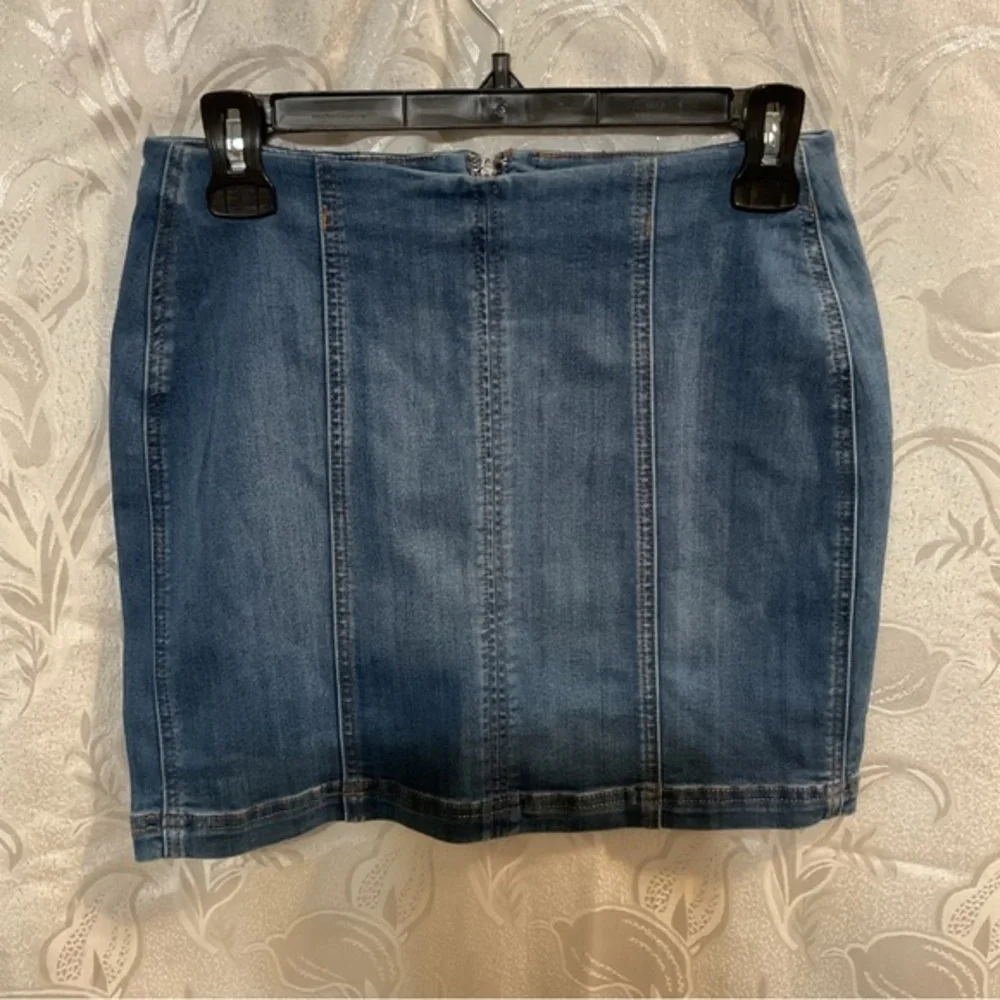 Sky + Sparrow Jean Mini Skirt
